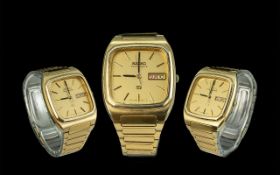 Seiko Twin Quartz Gold on Steel Gent's Wrist Watch, number to back of case 930418.