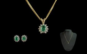 9ct Gold Pendant & Earring Set,