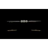 Antique Period Attractive 18ct Gold 3 Stone Diamond Set Stick Brooch.