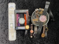 Mixed Collection of Wrist Watches, to include a Seiko 5 Automatic, a Bering Ceramic Wrist Watch,