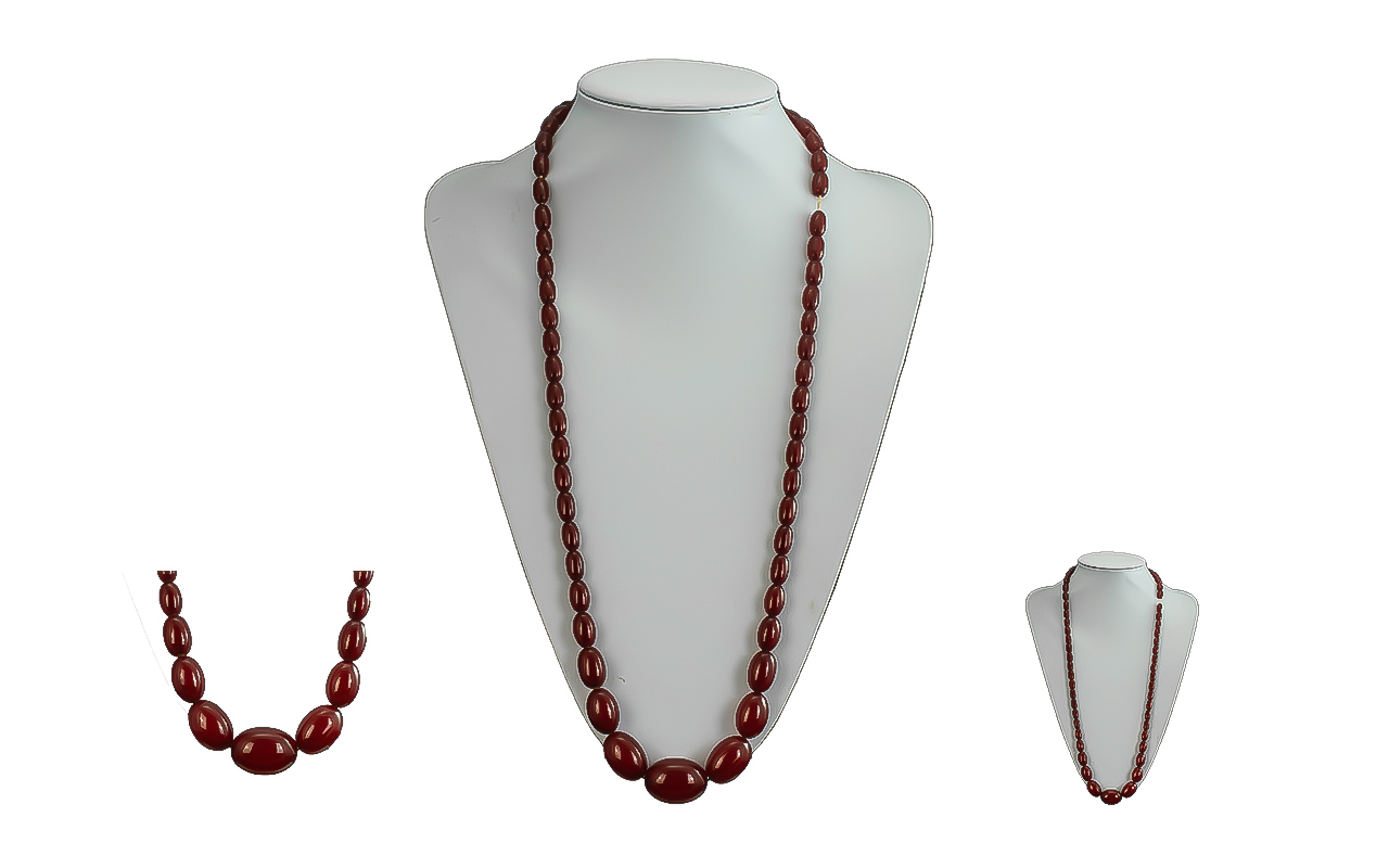 1920's Excellent Quality Cherry Amber Graduated Beaded Necklace, Wonderful Colour.
