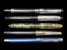 Collection of Vintage Fountain Pens, comprising a Baoer black and silver pen,