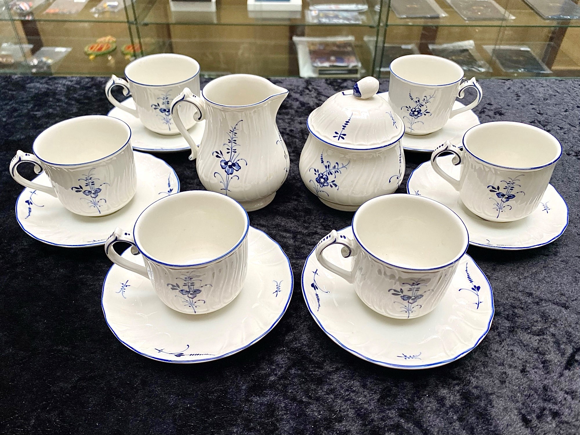 Villeroy & Boch Blue and White Teaset comprising 6 cups and saucers, milk jug and sugar bowl.