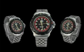 Gents Tag Heuer Quartz Wrist Watch, professional 200m, black bezel, working order.
