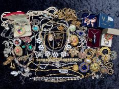 Collection of Vintage Costume Jewellery, comprising brooches stone set, Marcasite, crystal set,