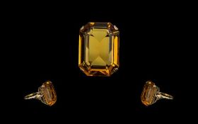 Ladies 9ct Gold Large Single Stone Orange Topaz Set Statement Ring, the large faceted orange topaz
