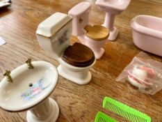 Dolls House Interest - Collection of Dolls House Bathroom Items,
