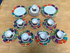 Oneida Colourful Dinner Service, Table Trends Range Style 'Vibrato'.