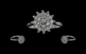 18ct White Gold Ladies Attractive Diamond Set Cluster Ring. Full Hallmark for 18ct.