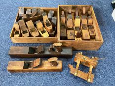 Large Collection of Antique Planes, all mostly named and in good condition, including Sheffield.