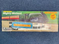 Hornby Railways Mighty Mallard Electric Train Set, complete with BR Mallard Locomotive and Tender,