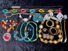 Collection of Quality Costume Jewellery, comprising polished stones on a ribbon, turquoise beads,