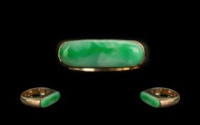 14ct Gold Attractive Single Stone Elongated Jade Set Ring, marked 14ct,