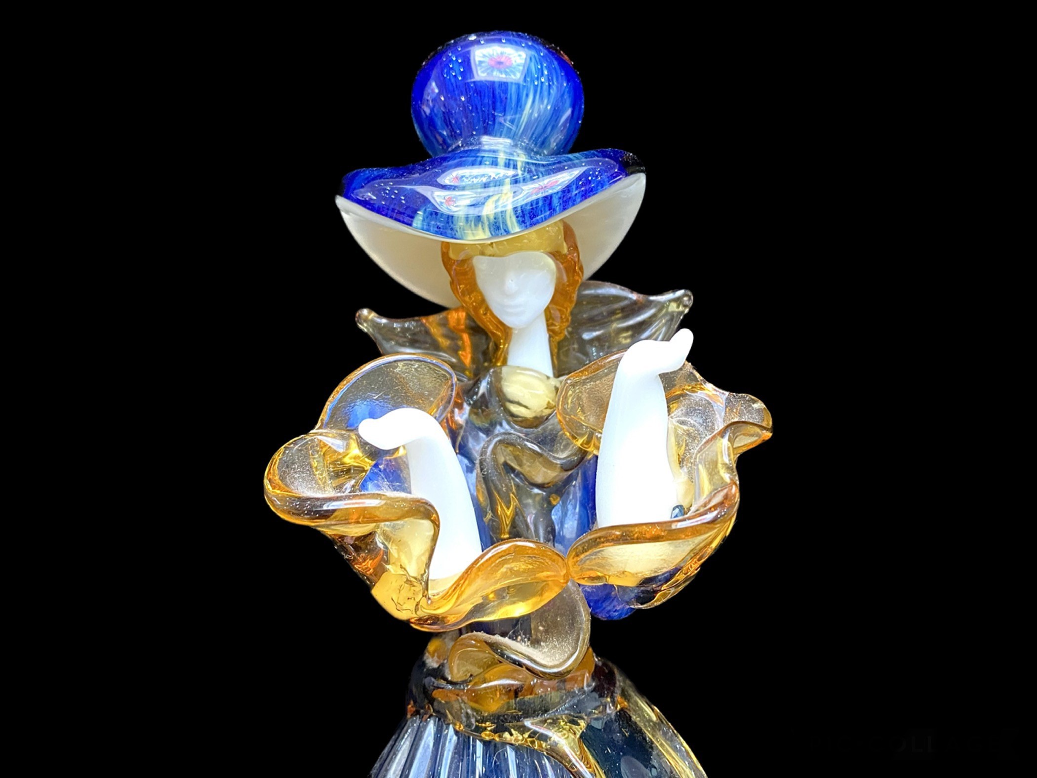 Mid Century Murano Figure of a Lady. In - Image 2 of 3