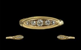 Antique Period 18ct Gold Attractive Five Stone Diamond Set Ring. Hallmark Birmingham 1915.