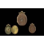 9ct Gold Antique Locket, set with a single diamond. Weight 3.00 grams. Fully hallmarked.