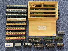 Railway Interest - Box Containing A Collection of AA Gauge Items,