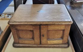 Late 19th Century Oak Three Drawer Canteen of Cutlery, King's Pattern flatware.