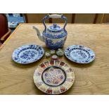 Extra Large Spode Blue & White Tea Pot, measures approx.