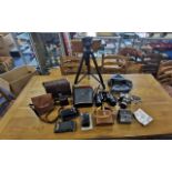 Collection of Cameras & Binoculars, comprising an Admiral 10 x 50 binoculars, field binoculars,