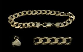 A Fine 9ct Gold Curb Link Bracelet with Lobster Claw Clasp - Marked 9ct (375) Excellent Warm