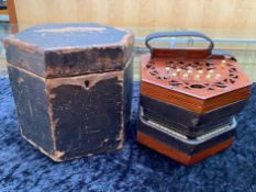 Lachenal & Co. Concertina, rosewood fretwood ends, ten keys to each side. In fitted box.