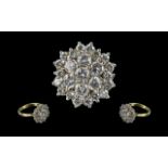 Ladies 18ct Gold Attractive Diamond Set