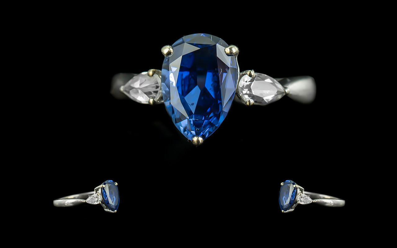 Ladies Attractive 9ct White Gold ' Tanzanite ' Set Ring. Full Hallmark to Shank. The Faceted