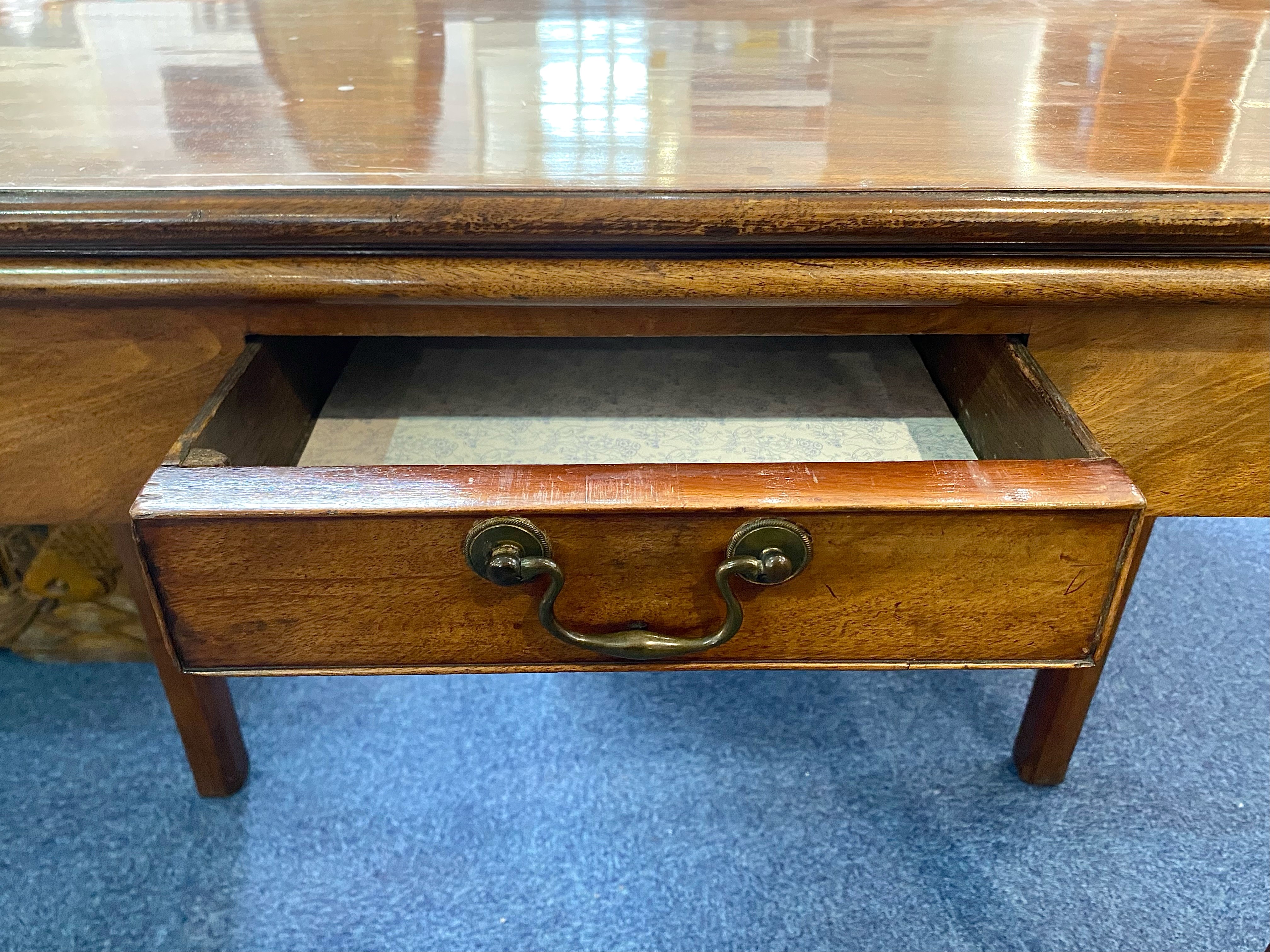 Georgian Mahogany Tea Table, fold over top, single drawer. Raised on square legs. Measures 29'' x - Image 2 of 2