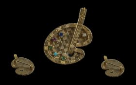 A Superb 9ct Gold Novelty Gem Set Brooch In the Form of an Artists Palette and Brushes, Set with