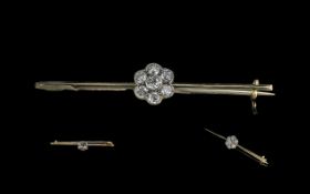 Antique Period 15ct Gold Bar Brooch, with diamond set cluster to centre of brooch. The pavee