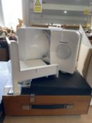 Kenmore Sewing Machine, cream finish, with accessories.