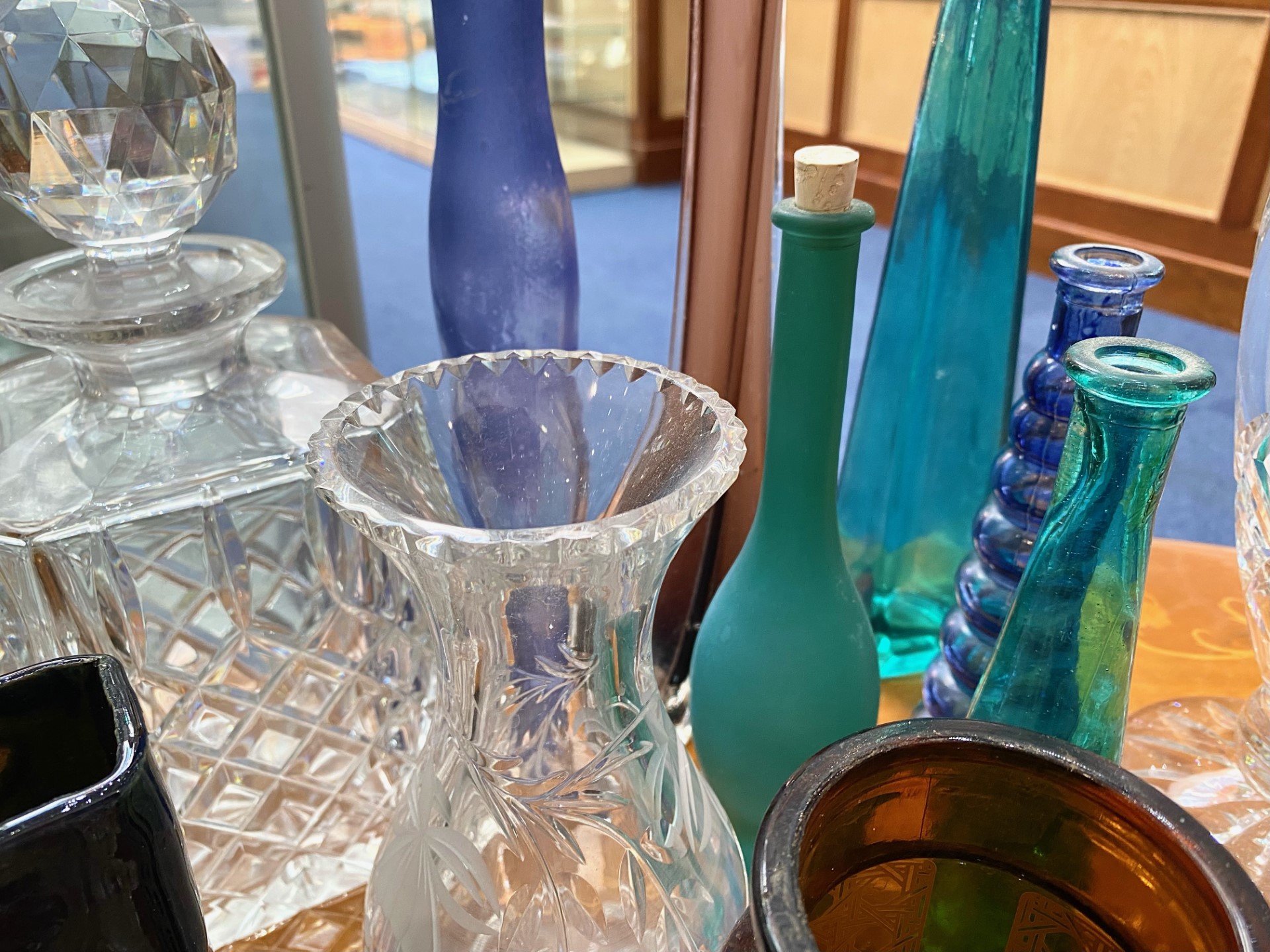 Two Boxes of Assorted Glass Items, including vases, Troika style vase, dishes, jugs, rose bowls, - Image 3 of 3