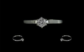 18ct White Gold Excellent Quality Single Stone Diamond Ring, the round, modern, brilliant cut