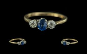 18ct Gold Attractive 3 Stone Sapphire and Diamond Set Ring. Marked 18ct to Shank. Cornflower Blue