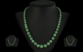 A Vintage Excellent Quality and Pleasing Graduated Jade Beaded Necklace, With 10ct Gold Clasp.