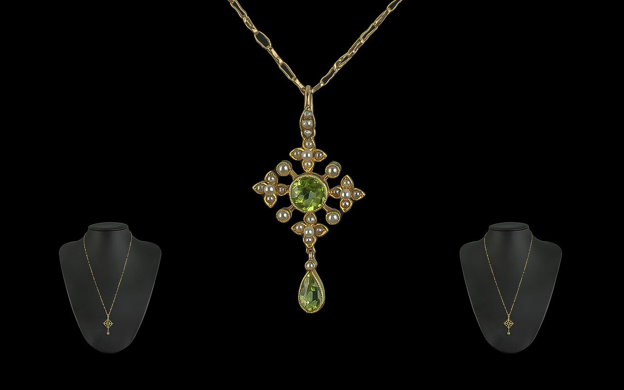 Antique Period - Attractive 15ct Gold Peridot and Seed Pearl Set Ornate Open-worked Exquisite