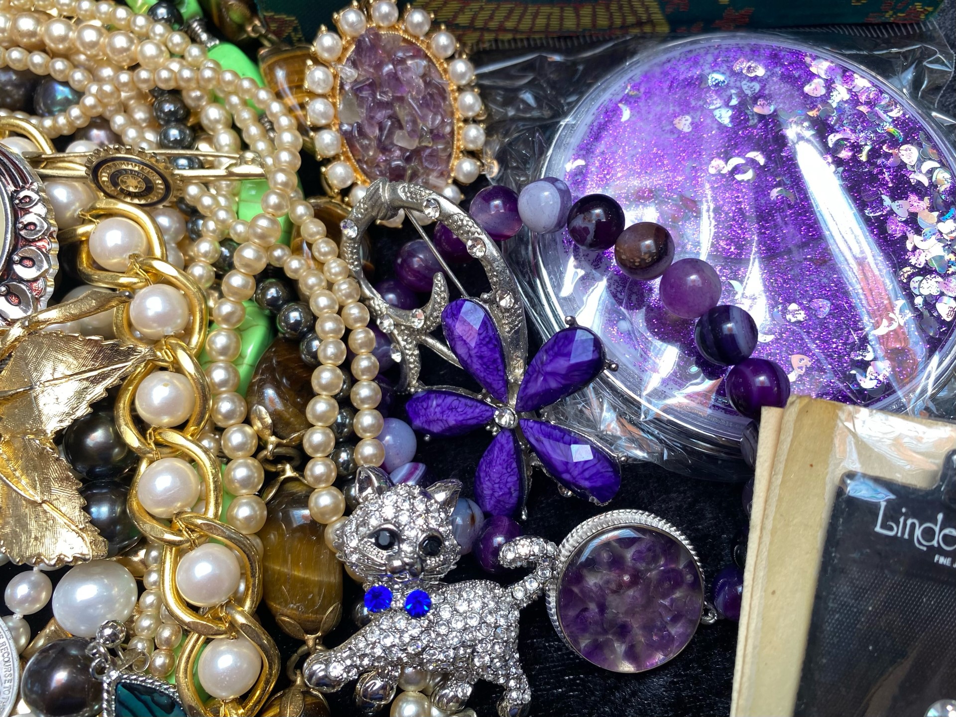 Box of Costume Jewellery & Collectibles, including a one carat CZ stone with certificate, pearls, - Image 4 of 5