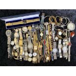 Large Collection of Wrist Watches, including Pulsar Gent's bracelet watch, Accurist gent's
