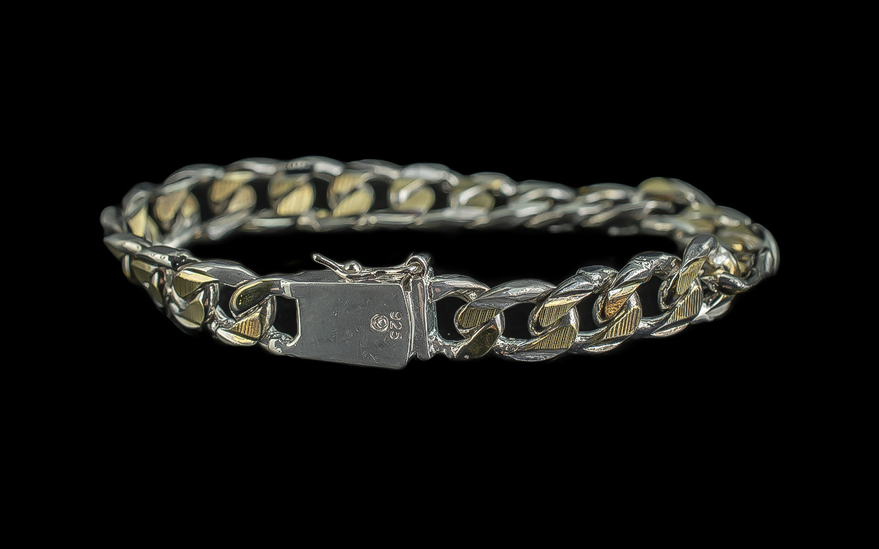 Gentleman's Heavy Silver Link Bracelet, weight 35 grams. Fully hallmarked