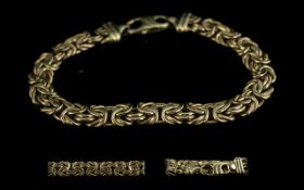 Ladies or Gents Superb Quality 9ct Gold Deluxe Designed Bracelet. Fully Marked for 9.375. Lobster
