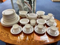 Wedgwood Dinner Service 'Charisma', Suzie Cooper Design, comprising 6 x 10.5'' plates, 6 x 8.5'',