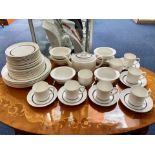 Wedgwood Dinner Service 'Charisma', Suzie Cooper Design, comprising 6 x 10.5'' plates, 6 x 8.5'',