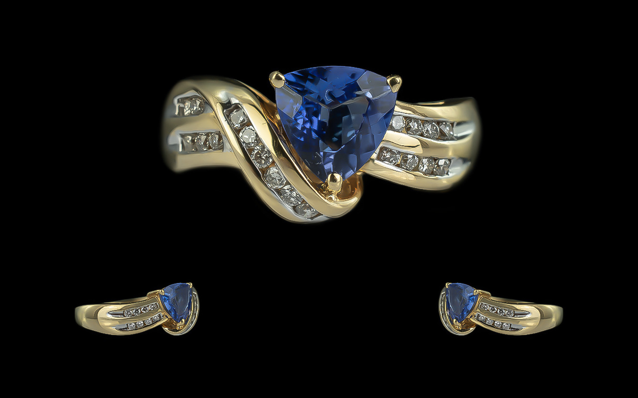 Ladies Attractive 18ct Gold Tanzanite & Diamond Set Dress Ring, hallmark to interior of shank. The