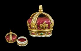 Coalport Trinket Box in the form of a Crown, numbered to base 390054 and stamped Coalport. Trinket