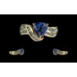 Ladies Attractive 18ct Gold Tanzanite &