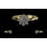 18ct Gold - Attractive Diamond Set Clust