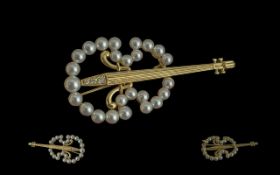 18ct Gold - Superb Quality Diamond and Pearl Set Brooch, In the Form of a Cello - Violin.
