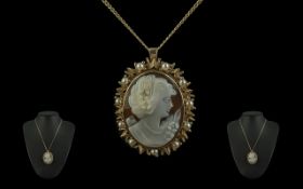 Ladies Attractive & Ornate 9ct Gold Oval Shaped Mounted Shell Cameo Brooch-Pendant,