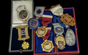 Masonic Interest comprising 6 loose medals, a boxed medal for the Royal Masonic Hospital and a